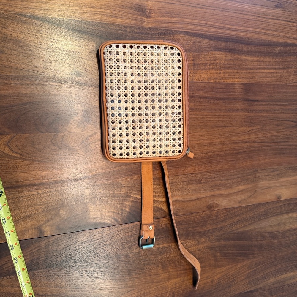 NWOT Woven Rattan Belt Bag with Tan Leather Trim - Picture 2 of 5